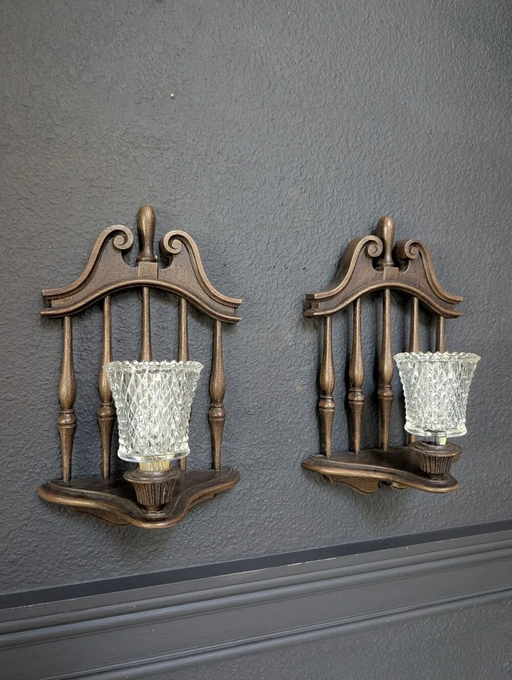Vintage, set of 2, HOMCO faux Wood 1970’s Candle Sconces holder, Glass votive